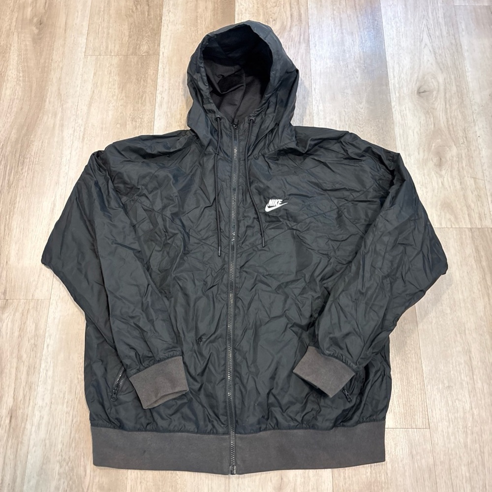 Nike Men's Vintage Black Puffer Jacket Embroidered Logo Size Large